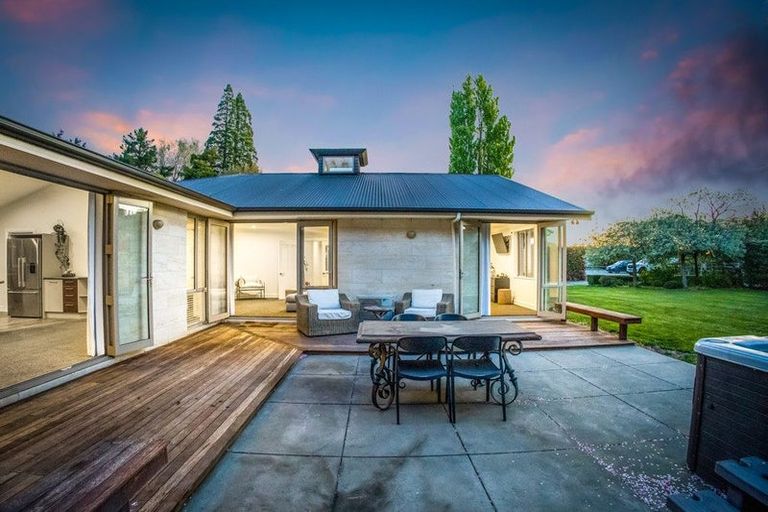 Photo of property in 367 Pound Road, Yaldhurst, Christchurch, 7676