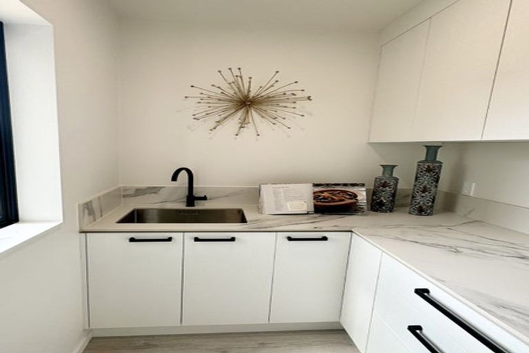 Photo of property in 27 Kotuitui Drive, Wainui, 0992