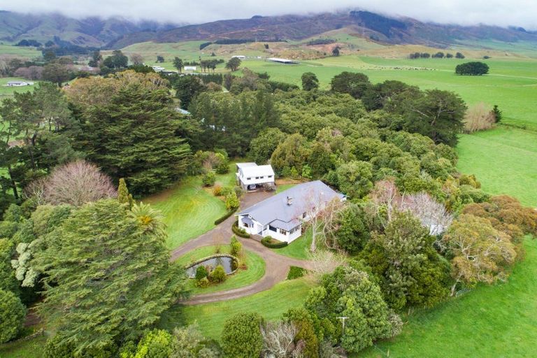Photo of property in 200 Hewitts Road, Linton, Palmerston North, 4472