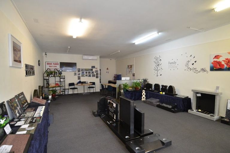 Photo of property in 336 Great North Road, Winton, 9720