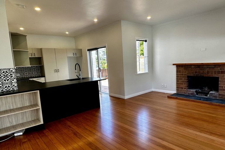 Photo of property in 1/8 Campbell Road, Takapuna, Auckland, 0622