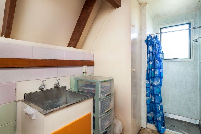 Photo of property in 1101 Dyers Pass Road, Governors Bay, Lyttelton, 8971