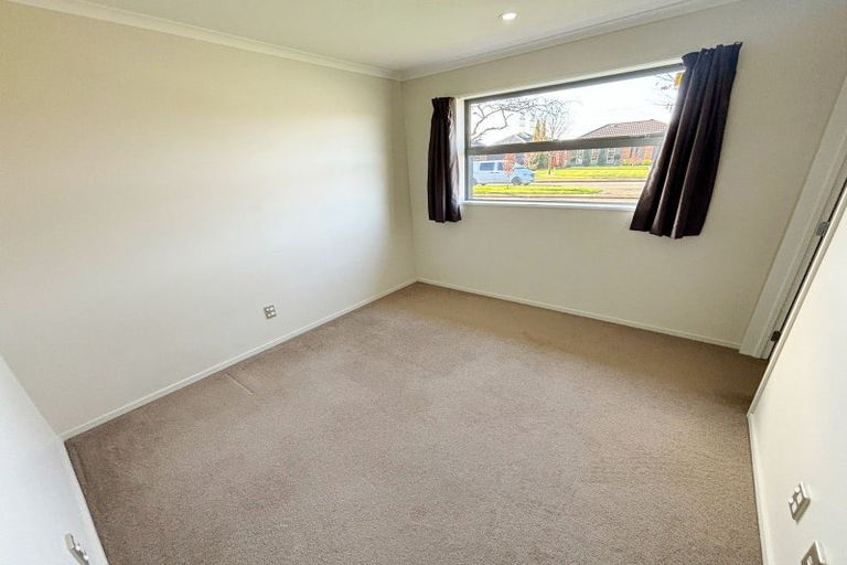 Photo of property in 35 Cognac Drive, Yaldhurst, Christchurch, 8042