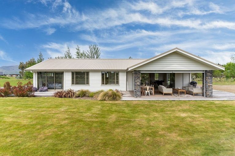 Photo of property in 2a Temple Drive, Twizel, 7901