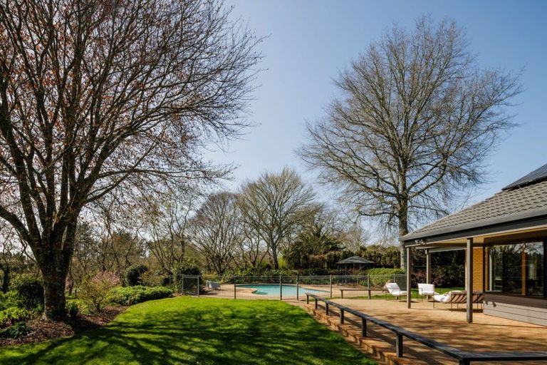 Photo of property in 102 Rosebanks Drive, Tamahere, Hamilton, 3283