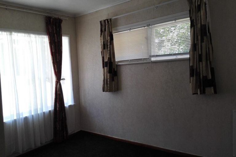 Photo of property in 20a Kenley Place, Avondale, Auckland, 1026
