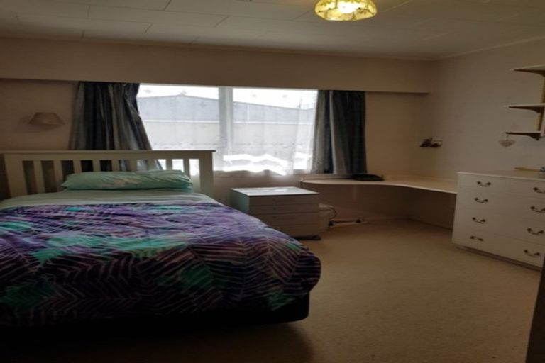 Photo of property in 19 King Street, Hikurangi, 0114