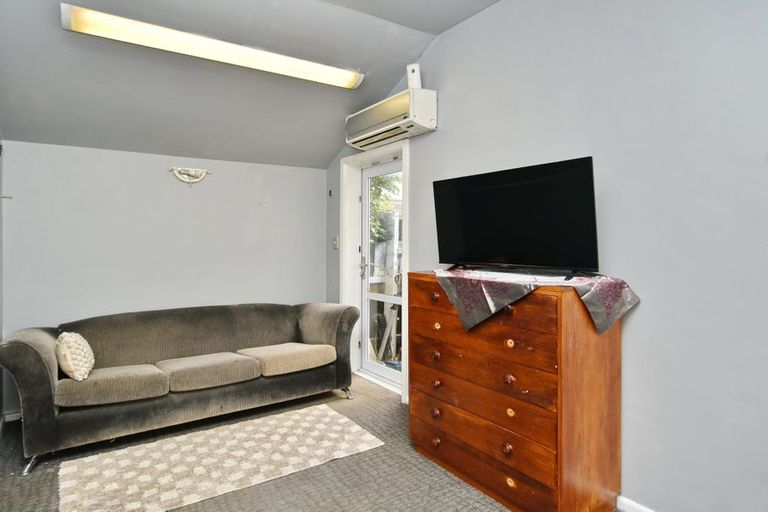 Photo of property in 217 Greers Road, Bryndwr, Christchurch, 8053