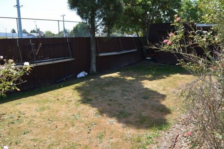 Photo of property in 21 Douglas Street, Rangiora, 7400