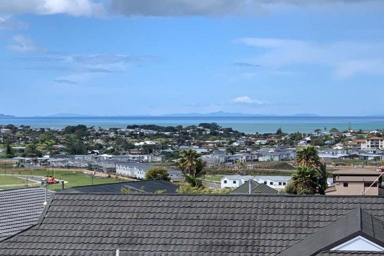 Photo of property in 5 Panorama Court, Red Beach, 0932