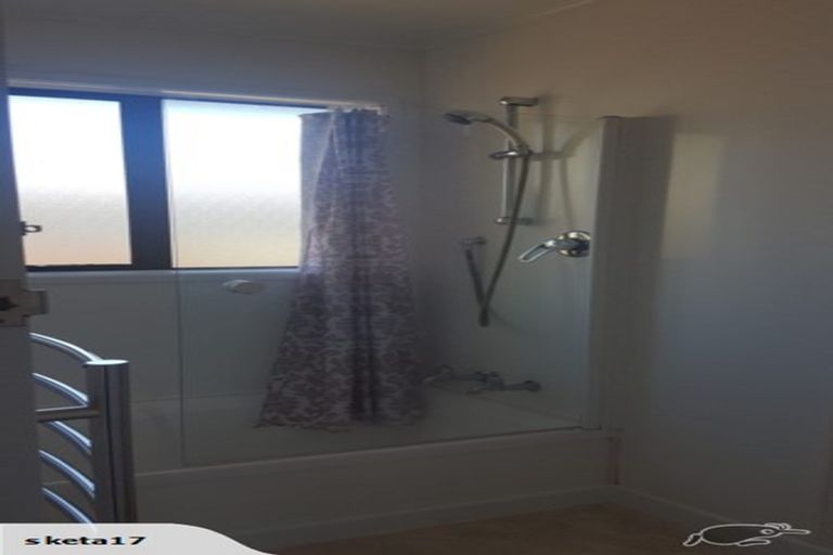 Photo of property in 8 Bobstay Lane, Whitby, Porirua, 5024