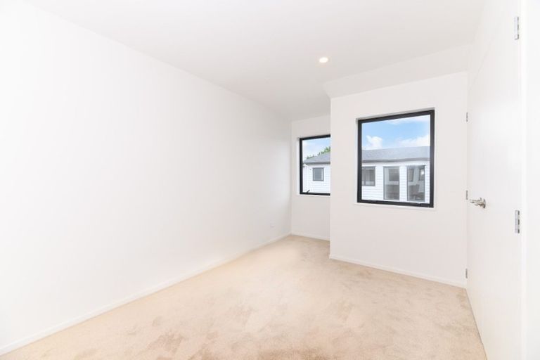 Photo of property in 4b Geordie Street, Henderson, Auckland, 0612