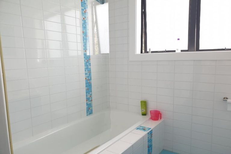 Photo of property in 17 Chaffey Crescent, Titahi Bay, Porirua, 5022