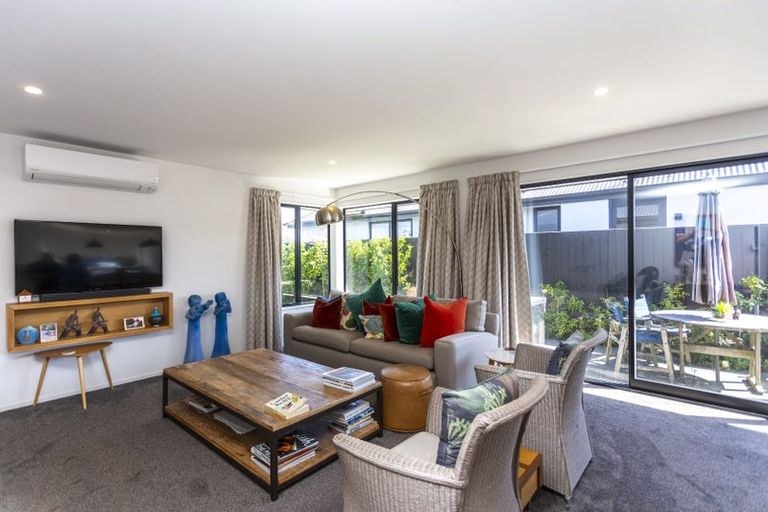 Photo of property in 37 Whitburn Avenue, Halswell, Christchurch, 8025