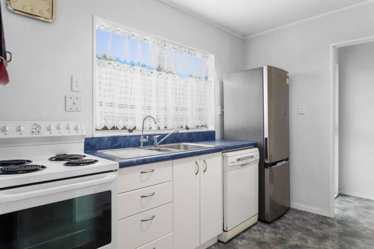 Photo of property in 52 Awatapu Drive, Whakatane, 3120