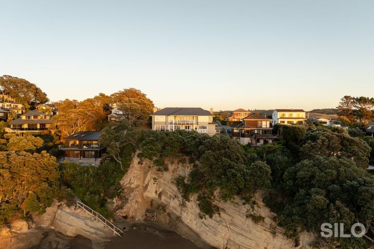 Photo of property in 41 Ocean View Road, Hatfields Beach, Orewa, 0931