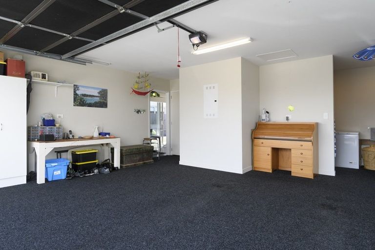Photo of property in 32 Saint Pauls Drive, Brookfield, Tauranga, 3110