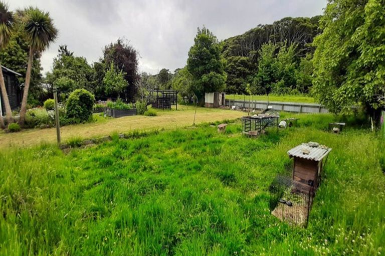 Photo of property in 18 Half Mile Road, Tuatapere, 9620