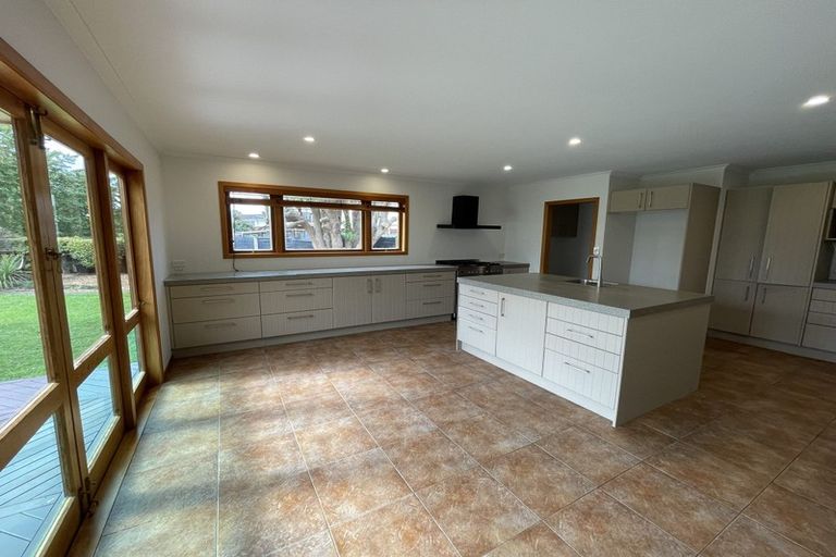 Photo of property in 13 Omana Road, Papatoetoe, Auckland, 2025