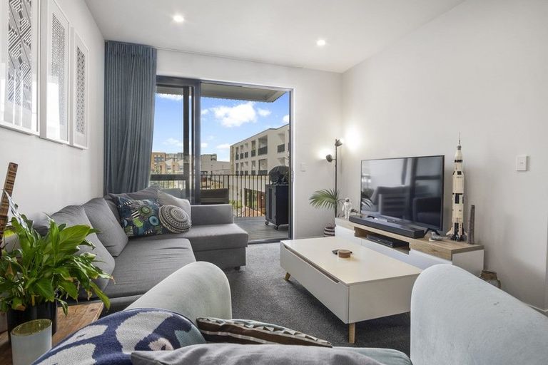 Photo of property in 104/10 Nugget Avenue, Hobsonville, Auckland, 0616