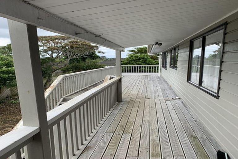 Photo of property in 209 Carnoustie Drive, Wattle Downs, Auckland, 2103