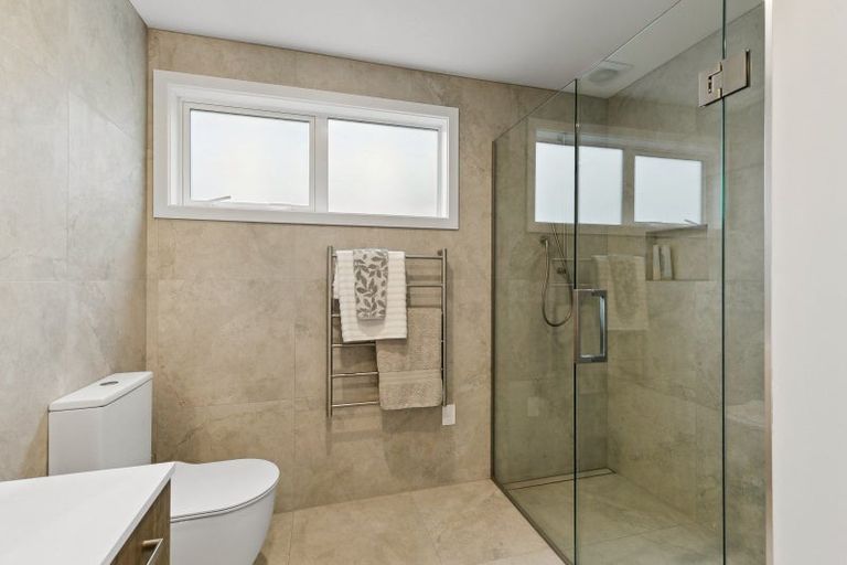 Photo of property in 11 Rutland Way, Wadestown, Wellington, 6012