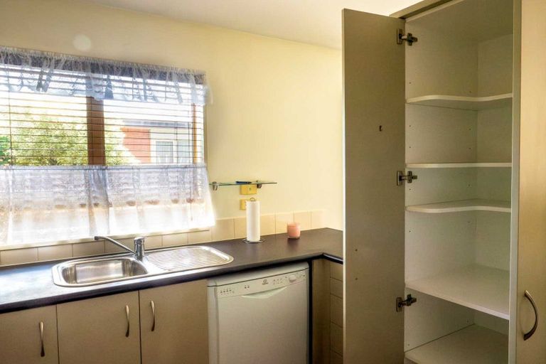 Photo of property in 11/25 Tilford Street, Woolston, Christchurch, 8062