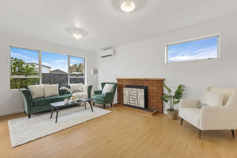Photo of property in 92 Kayes Road, Pukekohe, 2120