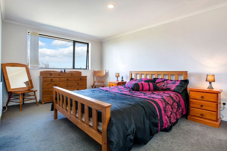 Photo of property in 68 Kaiwaka Road, Waiuku, 2123