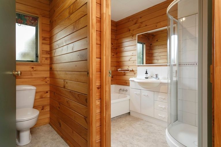 Photo of property in 19 Lakewood Drive, Nukuhau, Taupo, 3330