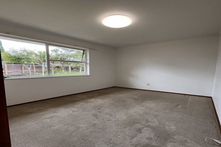 Photo of property in 32 Powrie Street, Glenfield, Auckland, 0629