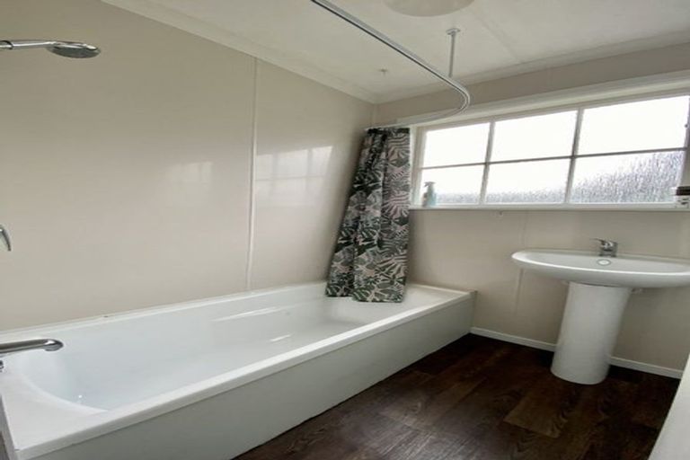 Photo of property in 53 Anakiwa Street, Kelvin Grove, Palmerston North, 4414