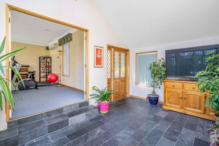 Photo of property in 728 Queens Drive, Waikiwi, Invercargill, 9810