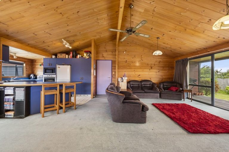 Photo of property in 37 Cameron Road, Te Puke, 3119