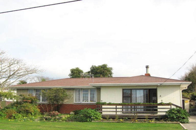 Photo of property in 10 Read Crescent, Clive, 4102