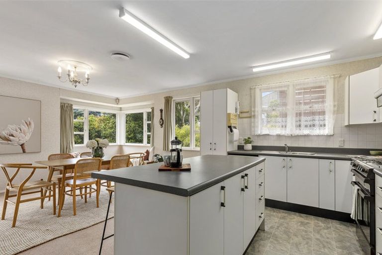 Photo of property in 24 Larsen Crescent, Tawa, Wellington, 5028