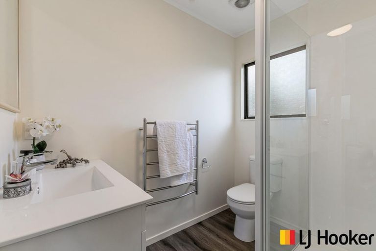 Photo of property in 38 Wairere Road, The Gardens, Auckland, 2105