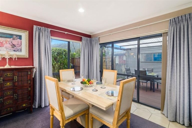 Photo of property in 53 Blomfield Street, Pukehangi, Rotorua, 3015