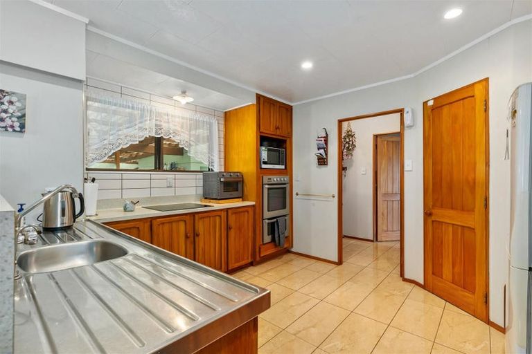 Photo of property in 76 Robertson Road, Ruawai, 0591