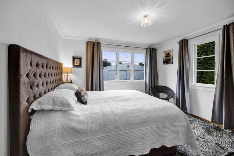 Photo of property in 63 Turuturu Road, Hawera, 4610