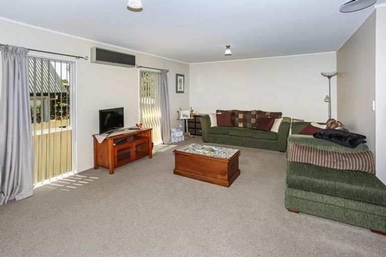 Photo of property in 1/9 Prictor Street, Papakura, 2110