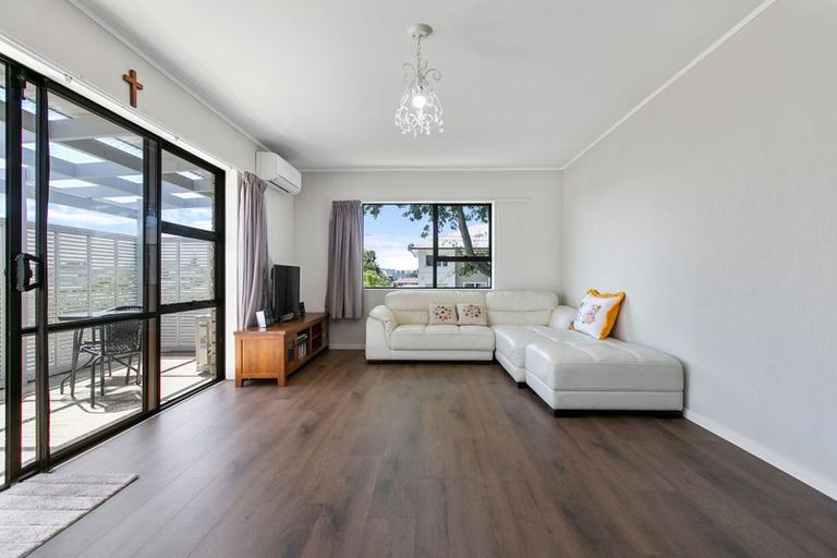 Photo of property in 1/2 West Street, Papakura, 2110