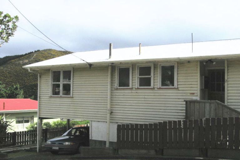 Photo of property in 2 Amos Way, Kingston, Wellington, 6021
