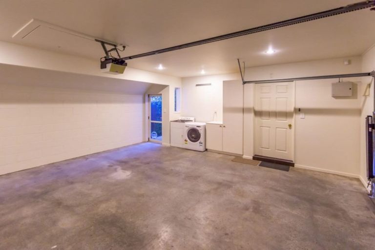 Photo of property in 11a Galway Avenue, Bryndwr, Christchurch, 8052