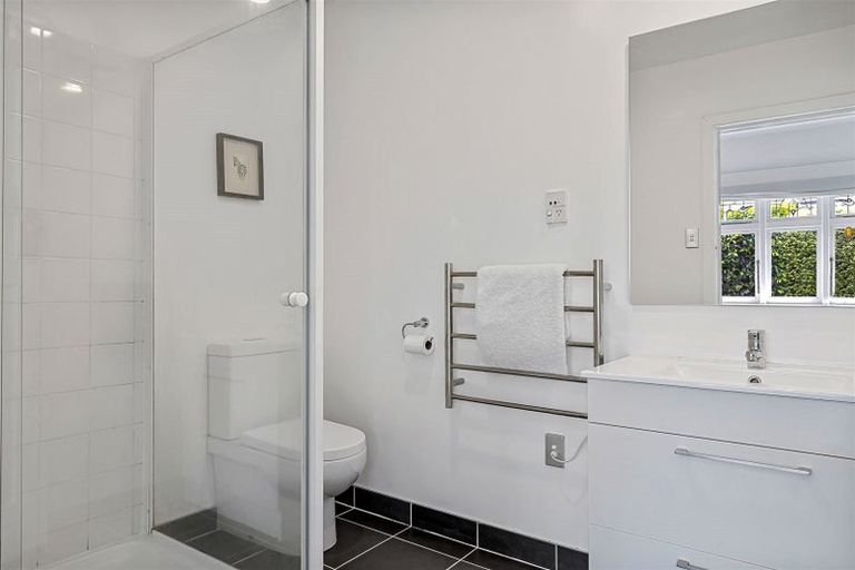 Photo of property in 130 Idris Road, Strowan, Christchurch, 8052