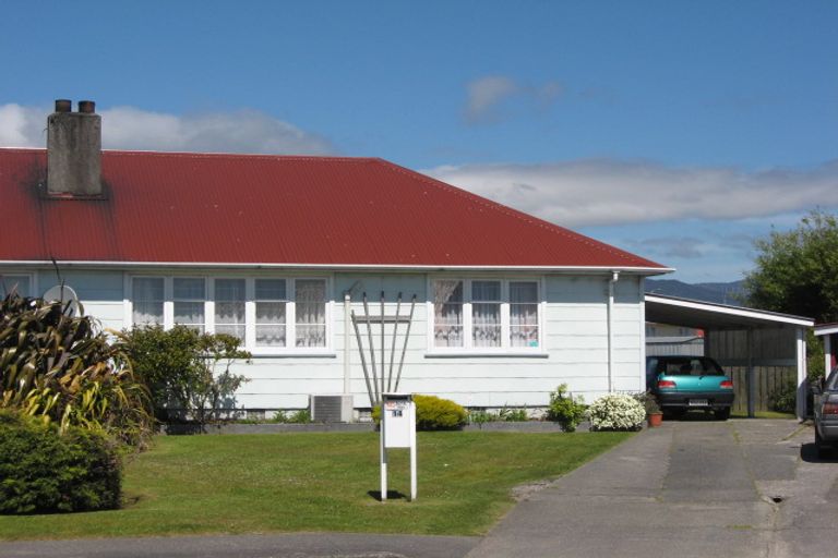 Photo of property in 14-16 Gothard Place, Westport, 7825