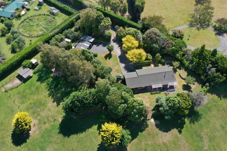 Photo of property in 32 Railway Terrace, Ohau, Levin, 5570