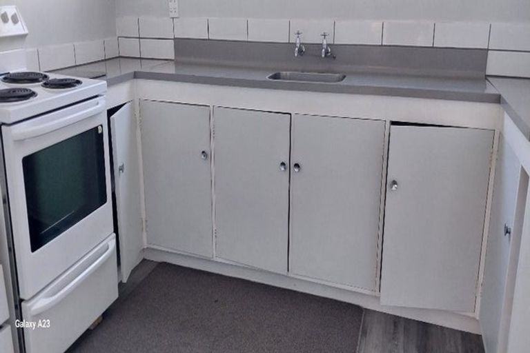 Photo of property in 46 Awamutu Grove, Waiwhetu, Lower Hutt, 5010