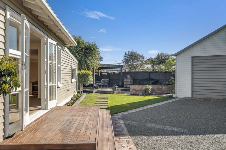 Photo of property in 54 Marriotts Road, North New Brighton, Christchurch, 8083