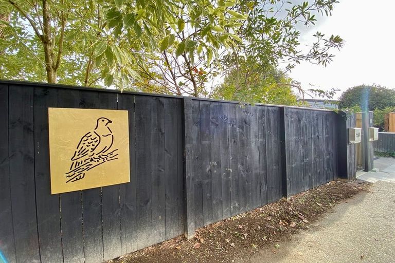 Photo of property in 6a Surrey Crescent, Hokowhitu, Palmerston North, 4410